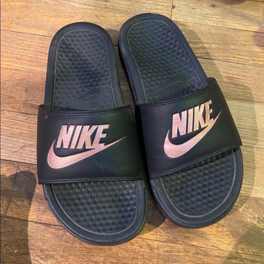 Nike slides